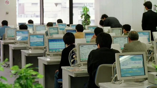 جاپان میں اوور ٹائم کام کرنے کا چلن رہا ہے