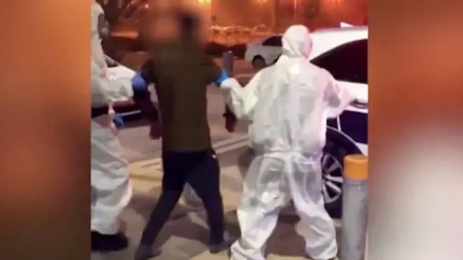 تستخدم إسرائيل سلطات التجسس لتعقب المشتبه بهم من الفيروسات عن طريق الهاتف المحمول