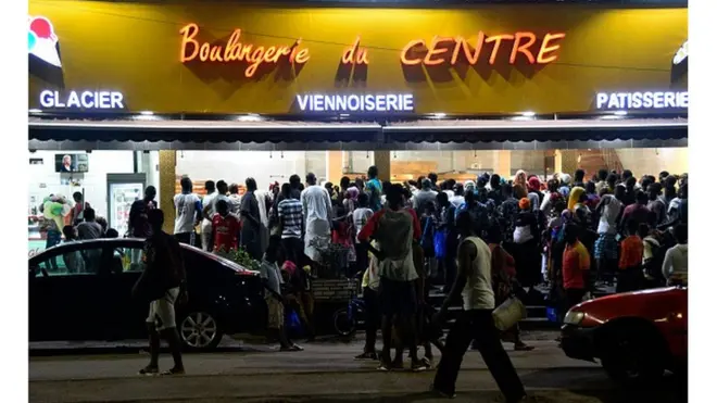 Abidjan la capitale économique de la Côte d'Ivoire n'a pas bénéficié des mesures d'assouplissement prises par le président Ivoirien. Quasiment tous les cas décélés sont enregistrés dans cette ville et ses environs