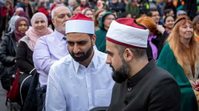 लेस्टर: हिंदू-मुस्लीम सलोखा गमावून हिंसेच्या जखमा अंगावर वागवणारं ब्रिटनचं शहर