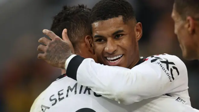 Marcus Rashford celebrate goal against Wolves