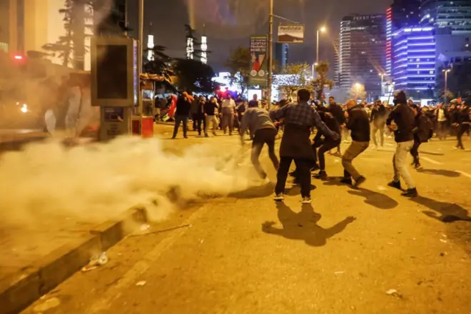 গাজার হাসপাতালে বিস্ফোরণের পরে মধ্য প্রাচ্যের বিভিন্ন দেশে বিক্ষোভ চলেছে