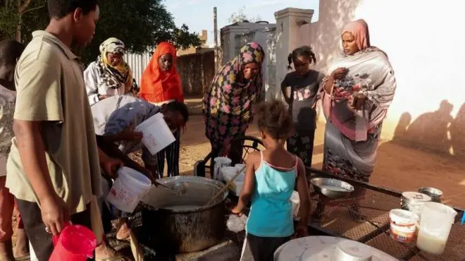 آلاف السودانيين هربوا من ديارهم بسبب القتال