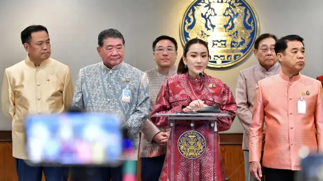 นายกฯ นำทีมแถลงภายหลังการประชุม ครม. 24 ก.ย. โดยขอแก้ปัญหาน้ำ