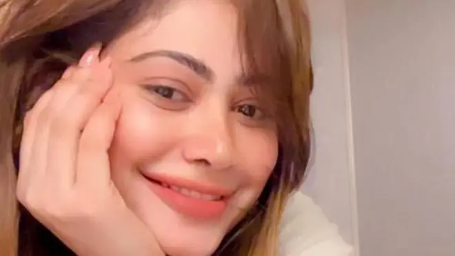 නිරූපණ ශිල්පිනියක වන පියුමි හංසමාලි සම්බන්ධයෙන් මුදල් විශුද්ධිකරණය වැළැක්වීමේ පනත යටතේ විමර්ශන පවත්වා එහි ප්රගතිය අධිකරණයට වාර්තා කරන ලෙස කොළඹ මහේස්ත්රාත් අධිකරණය නීති විරෝධී වත්කම් විමර්ශන ඒකකයට නියම කළේය.