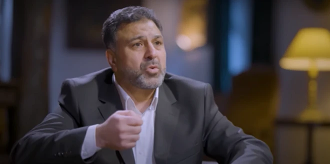 قيصر أو فريد المذهان يتحدث لبرنامج للقصة بقية الذي يبث على شبكة الجزيرة