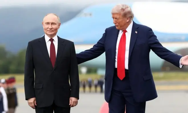 Perezida Putin na mugenzi we Trump ubwo baheruka guhurira i Anchorage muri Alaska muri Kanama(8) 2025