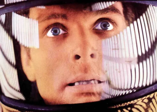 O astronautra David Bowman, interpretado por Keir Dullea