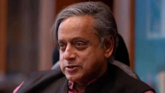 शशि थरूर