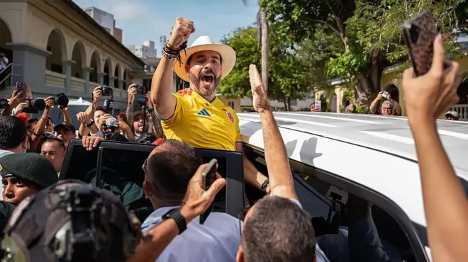 De la Espriella celebra su triunfo en el preconteo electoral de Colombia