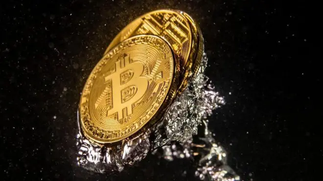 عملة بيتكوين