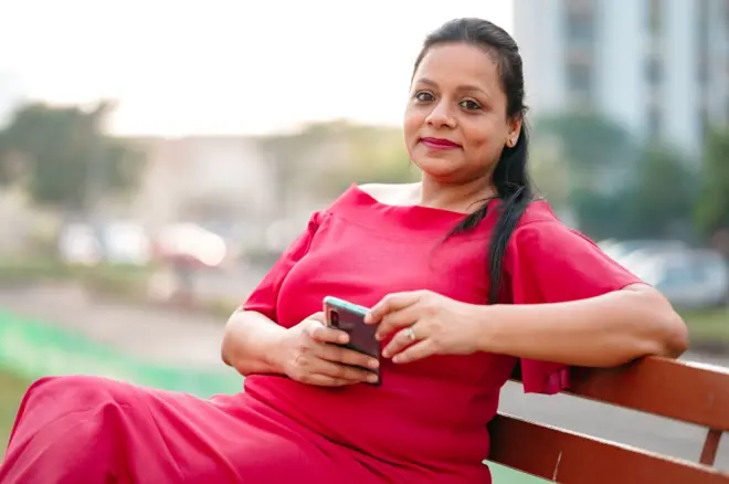 සෑම වසරකම ඔක්තෝබර් 18 වැනි දා ලෝක ආර්තවහරණ දිනය ලෙස නම්කර ඇත. මෙහි අරමුණ වන්නේ ඒ ගැන දැනුවත්භාවය වැඩි කිරීම හා, එම තත්ත්වය අත්විඳින මිලියන සංඛ්‍යාත කාන්තාවන් වටා ඇතිවී තිබෙන අපකීර්තිය බිඳ දැමීම යි. 