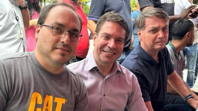 Carlos Bolsonaro, Alexandre Ramagem e Jair Bolsonaro