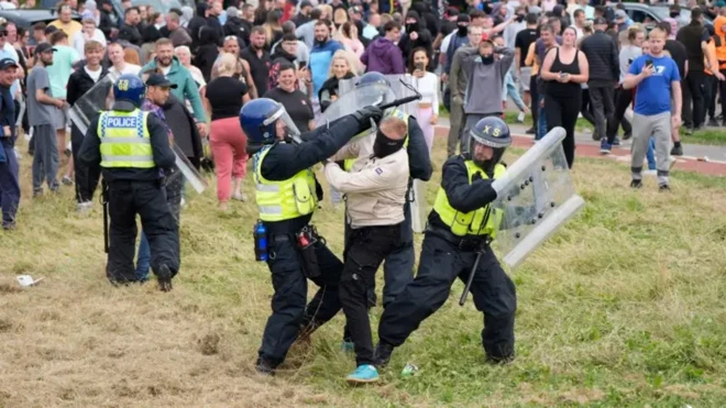 برطانیہ مظاہرے