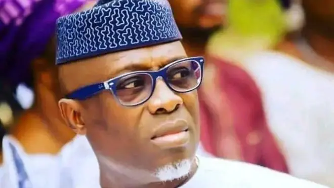 Aworan Adewale Ayuba, gajumọ onifuji