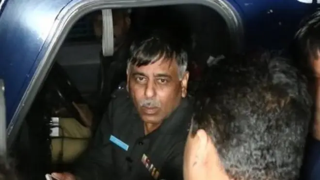 فوج کے خفیہ اداروں آئی ایس آئی اور ایم آئی کی جانب سے راؤ انوار کے بارے میں رپورٹس عدالت میں جمع کروائی گئیں۔