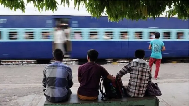 انڈیا میں ریل گاڑی کا سفر کبھی دوستی اور ہم آہنگی کا موجب ہوتا تھا لیکن اب ایسا نہیں رہا