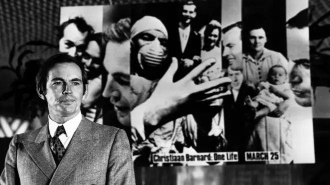 O médico sul-africano Christiaan Barnard realizou o primeiro transplantecasa de aposta que da dinheirocoração,casa de aposta que da dinheirodezembrocasa de aposta que da dinheiro1967