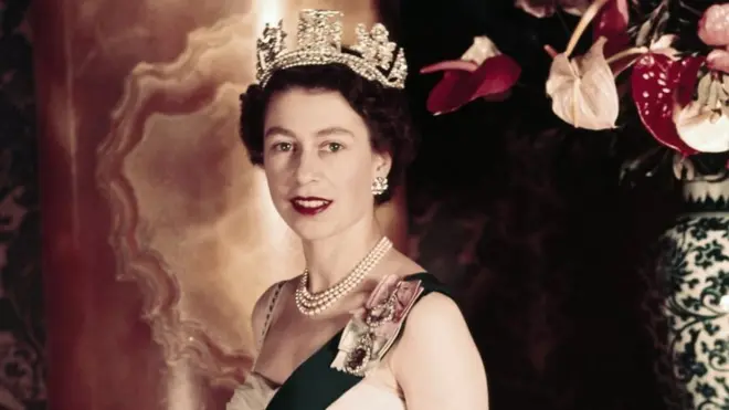 The Queen, 1955