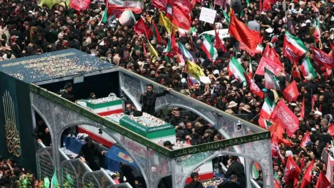 تہران میں علی خامنہ ای کی الوداعی تقریب