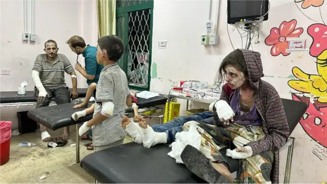 مستشفيات غزة دمرت لكن إسرائيل لاتزال تقصفها