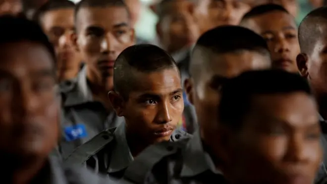 မြန်မာရဲ သင်တန်းသား အသစ်တွေ