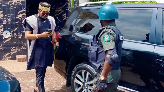 Emeka Okonkwo e ji E-Money mara