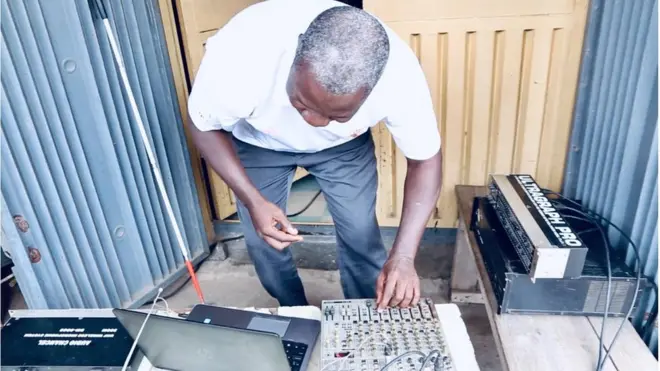 DJ Etu Omotayo to fọ loju
