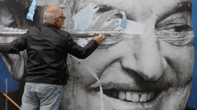 匈牙利奥班·维克多领导的政府努力推行"制止索罗斯"的计划，即对那些帮助非法移民的人或机构实行司法监禁处罚。