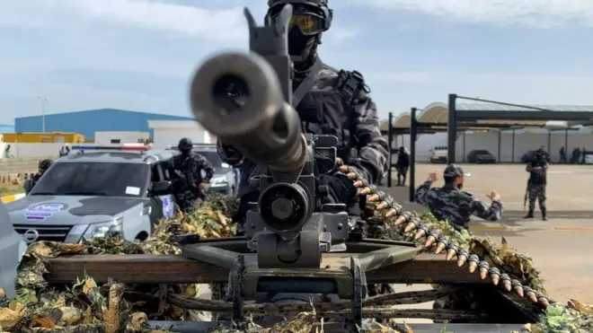 ኣብ ክልተ ተኸፊሎም ዝጸንሑ መንግስታት ሊብያ ሓድሽ ሃገራዊ ናይ ሓባር መሰጋገሪ መንግስቲ መስሪቶም