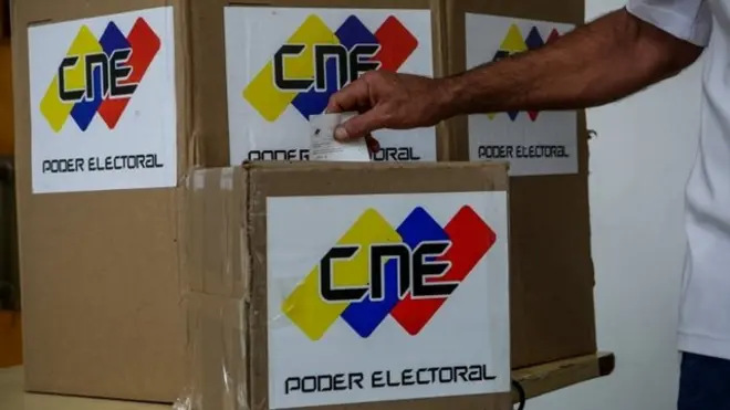 En el caso de la última votación no hubo presencia de auditores de la oposición.