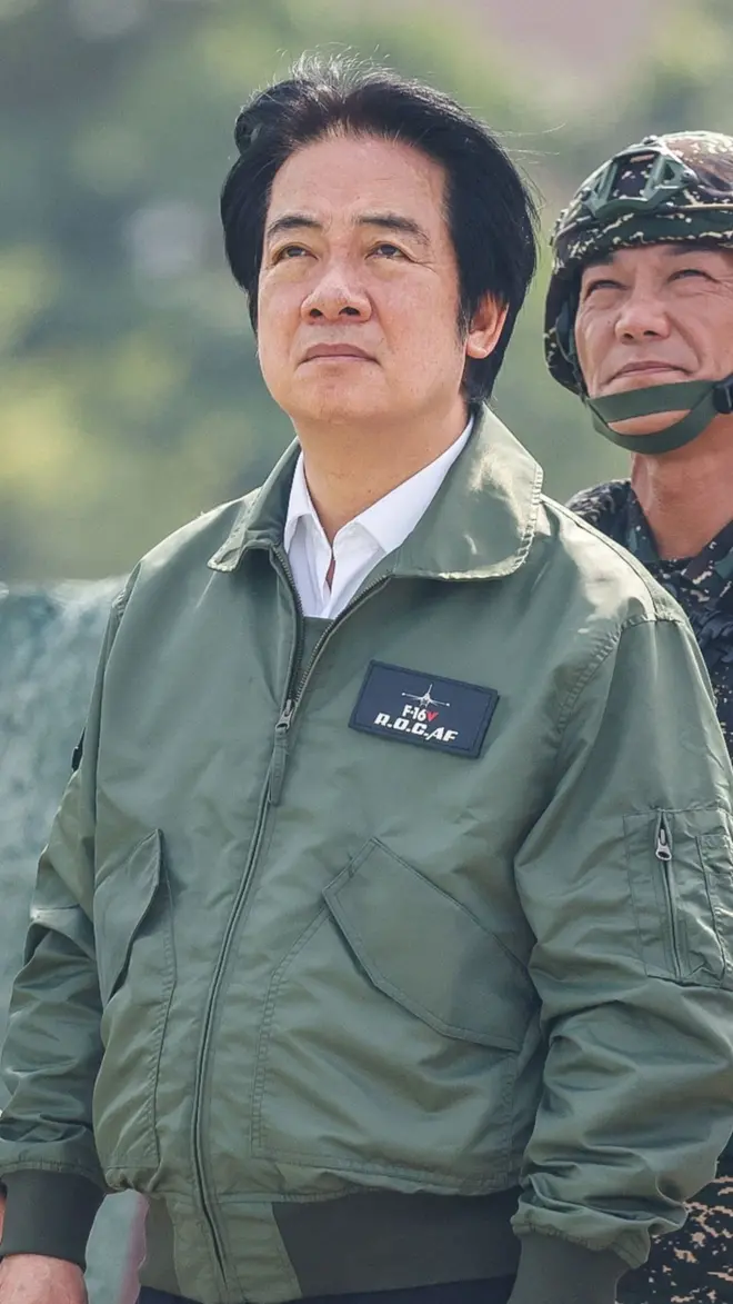 赖清德出现在演习