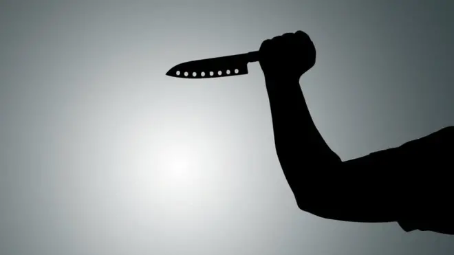 Sampai undang-undang ini diloloskan, Uganda tidak memiliki perangkat hukum yang secara spesifik mengatur persembahan manusia.