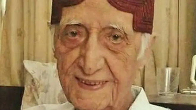 ابراہیم جویو نے بے شمار مغربی مصنفوں کا سندھی زبان میں ترجمہ کیا