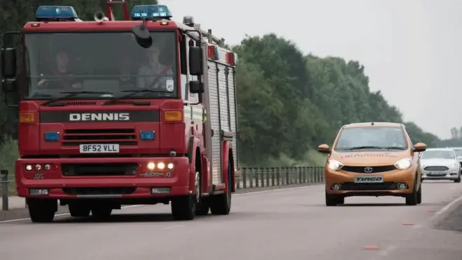 ذاتية القيادة