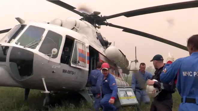 Спасателям удалось обнаружить пропавший самолет с воздуха после ночи поисков