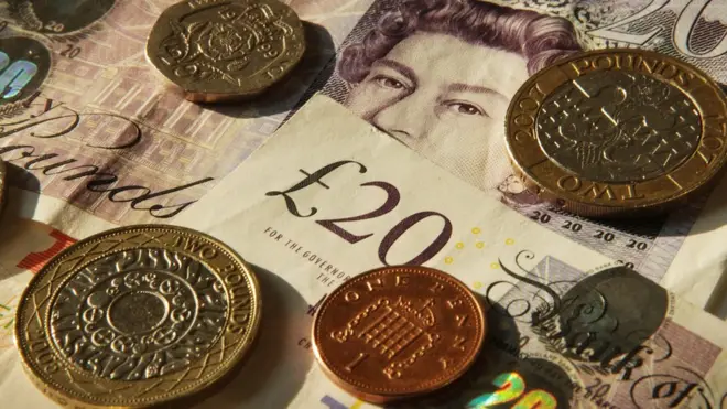 Многие экономисты прогнозируют, что фунт после референдума о "брексите" будет нестабильным