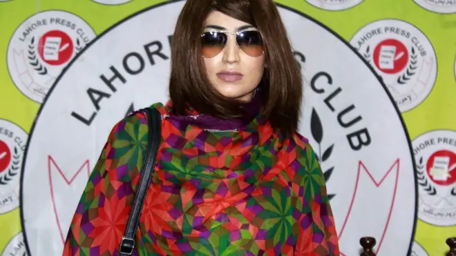 Пакистанская модель и блогер Кандил Балоч