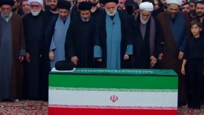 تابوت علی خامنه‌ای 