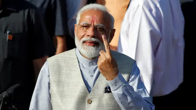 नरेंद्र मोदी