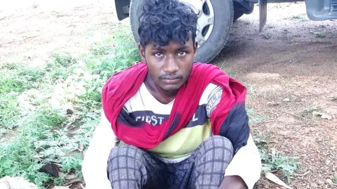 शहरों से पलायन करते मज़दूर