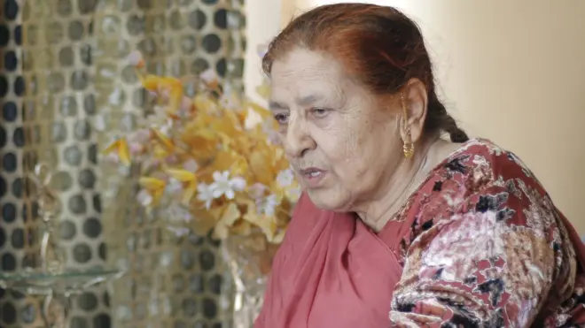 تقسیم کے وقت وزیرہ بیگم کی عمر 15 برس تھی۔