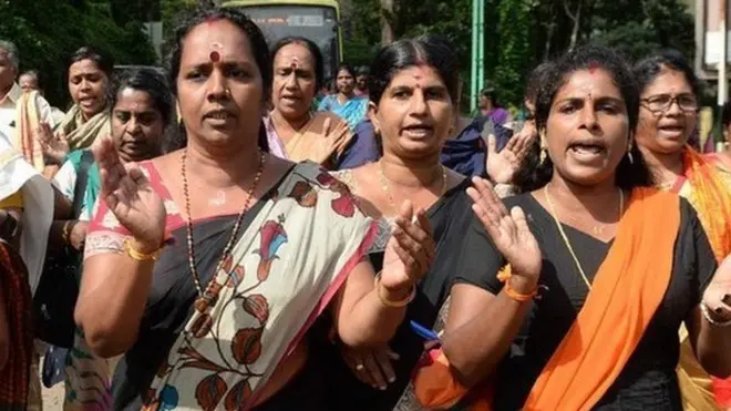 مظاہرین نے ریلیاں نکالی، سڑکیں بلاک کیں اور مندر کی جانب جانے والی گاڑیوں کو چیک کی