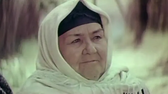 Зайнаб Садриева "Суюнчи" фильмида Анзират буви ролини ўйнаган