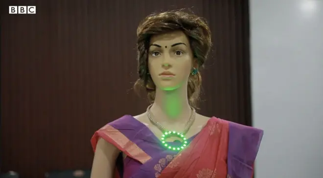 'පළමු AI රොබෝ ගුරුවරිය'