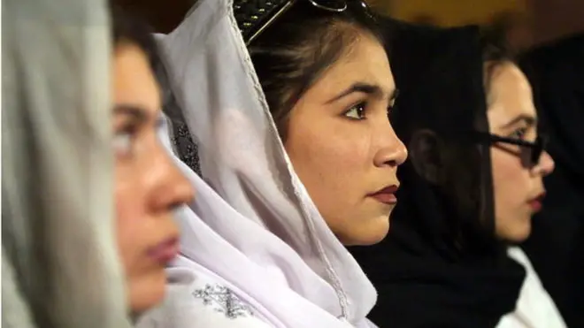 جېلبرټ بي بي سي ته وویل چې 'افغان ټولنه بدلون ته چمتو شوې