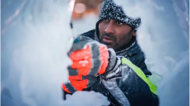 Ice Sculptor Asanga Amarasinghe