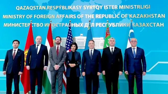 توماس وېسټ منځنۍ اسيا کې