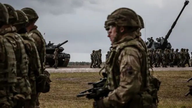 нато, солдати