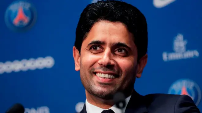 يرأس القطري ناصر الخليفي نادي باريس سان جيرمان الفرنسي منذ 2011